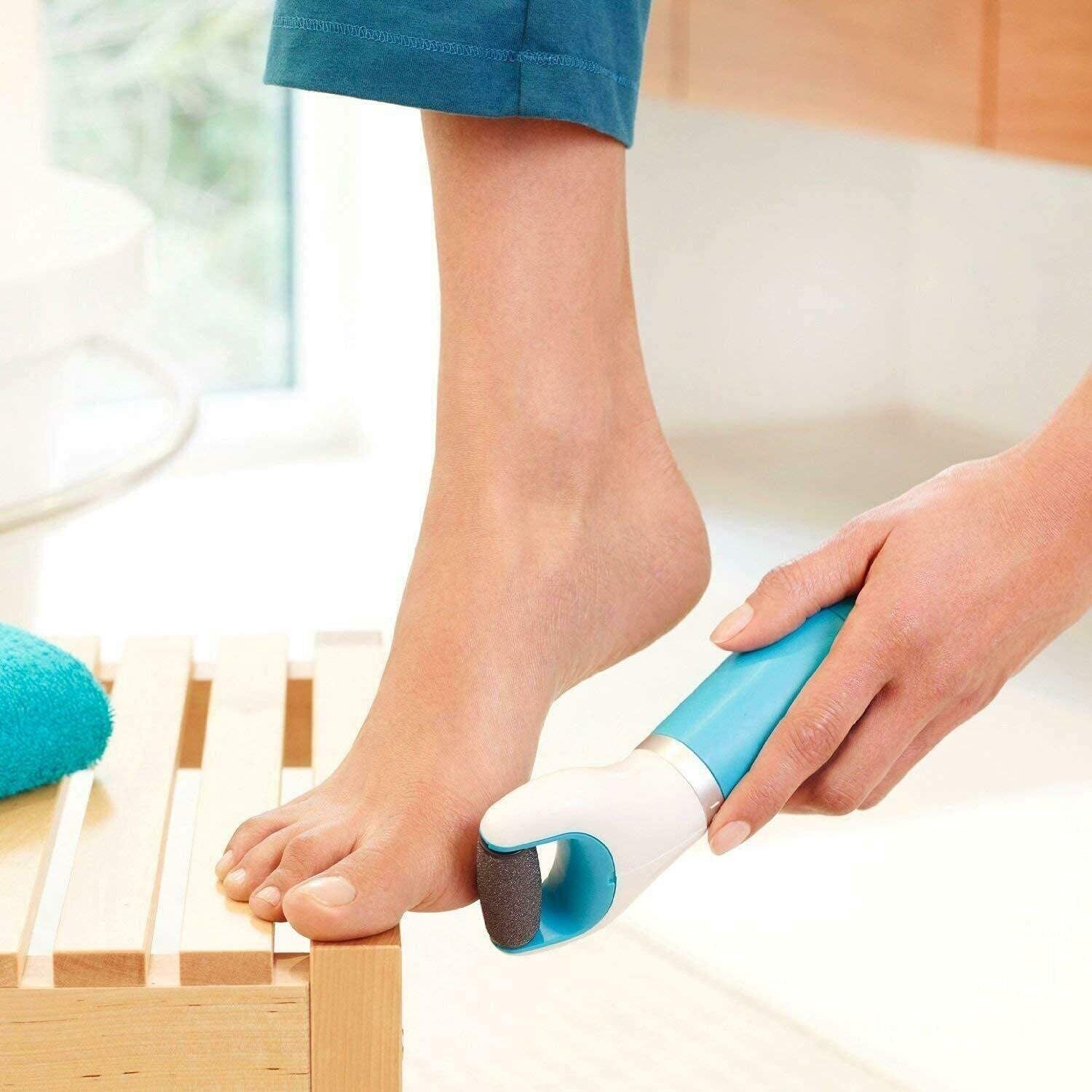 0229 Electronic Dry Foot File, Callous Remover for Feet, Electric Foot with Roller Hard and Dead Skin- Regular Coarse, Baby smooth feet in minutes. For in home padicure foot care, Battery Powered & USB (Battry not included) 0229 Electronic Dry Foot File, Callous Remover for Feet, Electric Foot with Roller Hard and Dead Skin- Regular Coarse, Baby smooth feet in minutes. For in home padicure foot care, Battery Powered & USB (Battry not included)